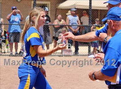Thumbnail 2 in Linden vs. Hughson (CIF SJS D5 Final) photogallery.