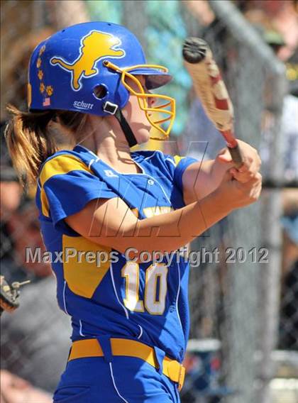 Thumbnail 3 in Linden vs. Hughson (CIF SJS D5 Final) photogallery.