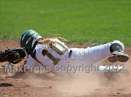 Thumbnail 1 in Linden vs. Hughson (CIF SJS D5 Final) photogallery.