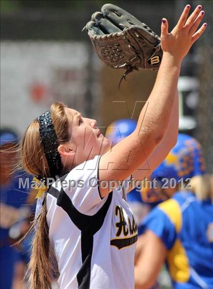 Thumbnail 2 in Linden vs. Hughson (CIF SJS D5 Final) photogallery.