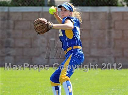 Thumbnail 3 in Linden vs. Hughson (CIF SJS D5 Final) photogallery.
