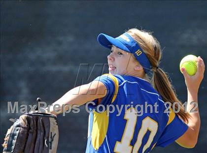 Thumbnail 3 in Linden vs. Hughson (CIF SJS D5 Final) photogallery.