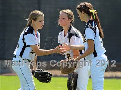 Thumbnail 2 in Linden vs. Hughson (CIF SJS D5 Final) photogallery.