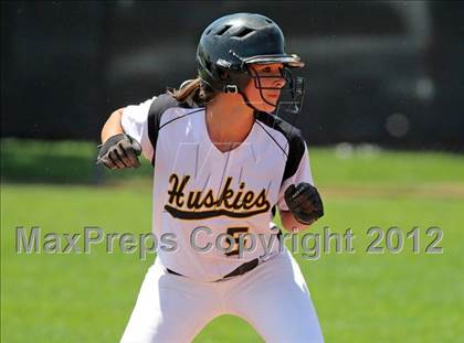 Thumbnail 1 in Linden vs. Hughson (CIF SJS D5 Final) photogallery.