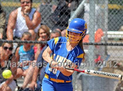 Thumbnail 2 in Linden vs. Hughson (CIF SJS D5 Final) photogallery.