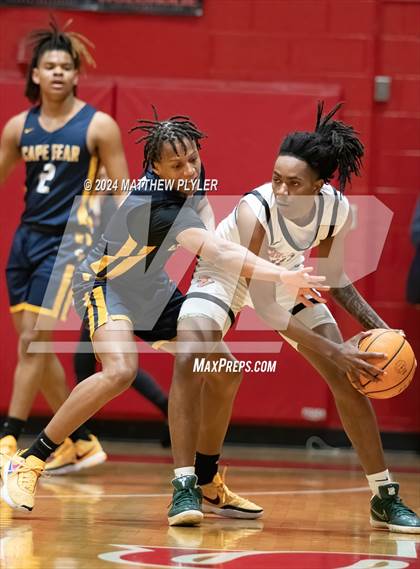 Thumbnail 3 in South View vs. Cape Fear (United 8 Conference Tournament - First Round) photogallery.