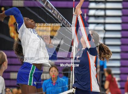Thumbnail 1 in Xavier College Prep vs. Chaminade (Durango Fall Classic) photogallery.