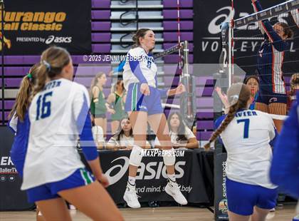 Thumbnail 1 in Xavier College Prep vs. Chaminade (Durango Fall Classic) photogallery.