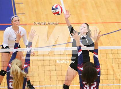 Thumbnail 2 in Guyer @ Allen photogallery.