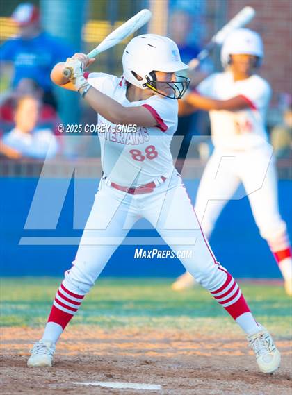 Thumbnail 1 in Lee County vs Veterans  photogallery.