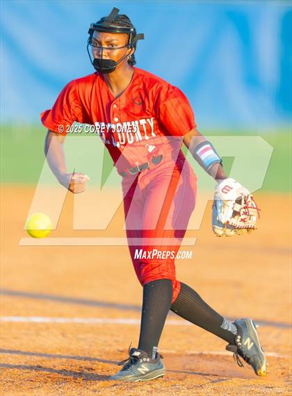 Thumbnail 3 in Lee County vs Veterans  photogallery.