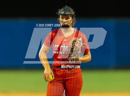 Thumbnail 1 in Lee County vs Veterans  photogallery.
