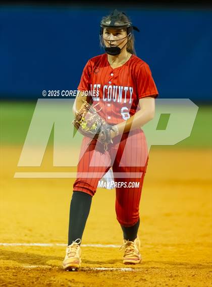 Thumbnail 1 in Lee County vs Veterans  photogallery.