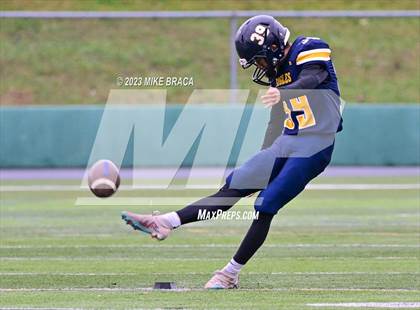 Thumbnail 3 in Barrington vs. Cumberland (RIIL D2 Final) photogallery.