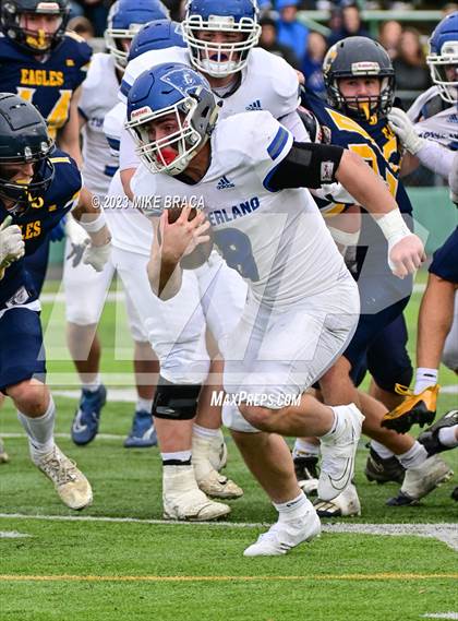 Thumbnail 2 in Barrington vs. Cumberland (RIIL D2 Final) photogallery.