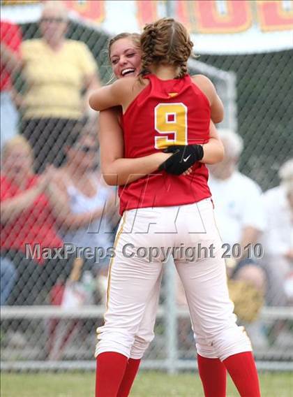 Thumbnail 3 in Olean v. Dobbs Ferry (NYSPHSAA Class B Semifinal) photogallery.