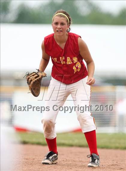 Thumbnail 3 in Olean v. Dobbs Ferry (NYSPHSAA Class B Semifinal) photogallery.