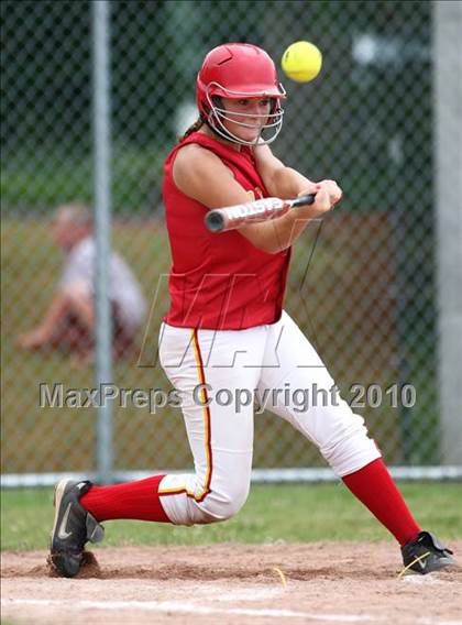 Thumbnail 1 in Olean v. Dobbs Ferry (NYSPHSAA Class B Semifinal) photogallery.