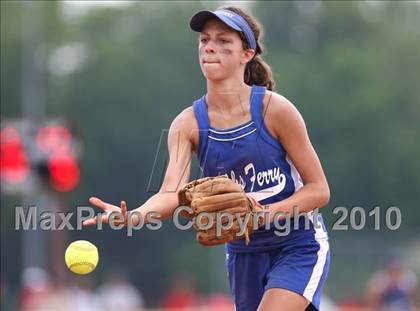 Thumbnail 2 in Olean v. Dobbs Ferry (NYSPHSAA Class B Semifinal) photogallery.