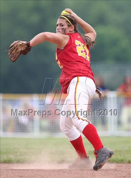 Thumbnail 2 in Olean v. Dobbs Ferry (NYSPHSAA Class B Semifinal) photogallery.