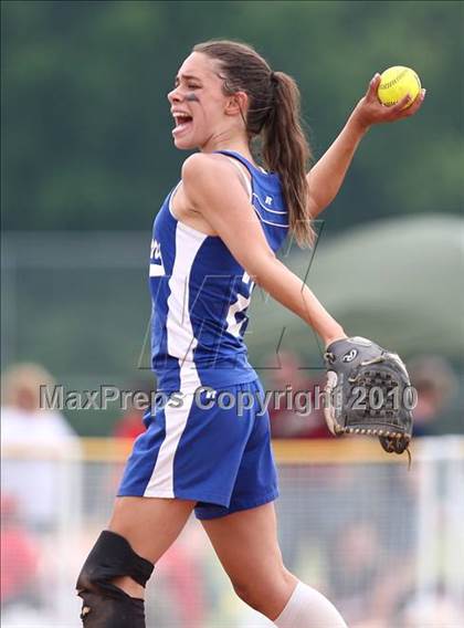Thumbnail 3 in Olean v. Dobbs Ferry (NYSPHSAA Class B Semifinal) photogallery.
