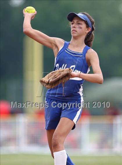 Thumbnail 1 in Olean v. Dobbs Ferry (NYSPHSAA Class B Semifinal) photogallery.
