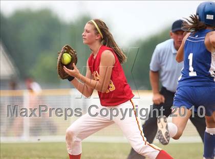 Thumbnail 1 in Olean v. Dobbs Ferry (NYSPHSAA Class B Semifinal) photogallery.