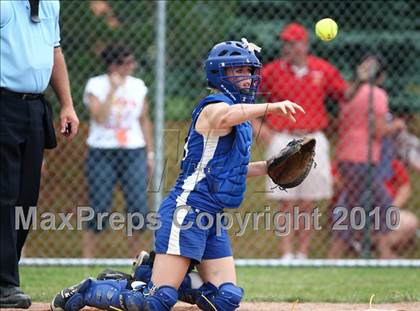 Thumbnail 1 in Olean v. Dobbs Ferry (NYSPHSAA Class B Semifinal) photogallery.