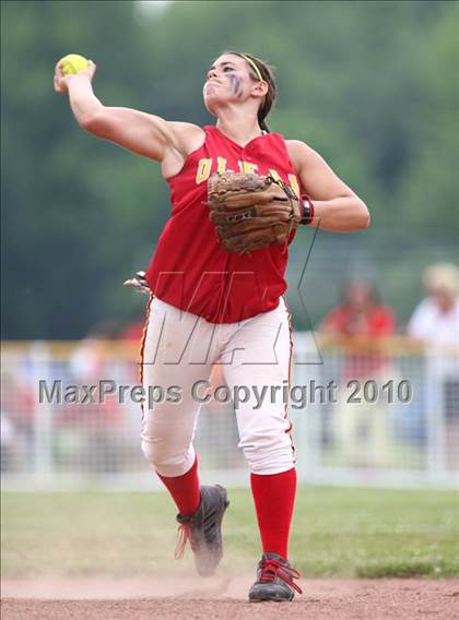 Thumbnail 3 in Olean v. Dobbs Ferry (NYSPHSAA Class B Semifinal) photogallery.
