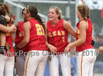 Thumbnail 1 in Olean v. Dobbs Ferry (NYSPHSAA Class B Semifinal) photogallery.
