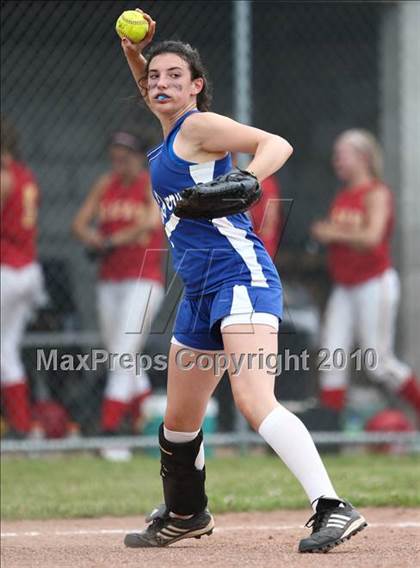 Thumbnail 2 in Olean v. Dobbs Ferry (NYSPHSAA Class B Semifinal) photogallery.