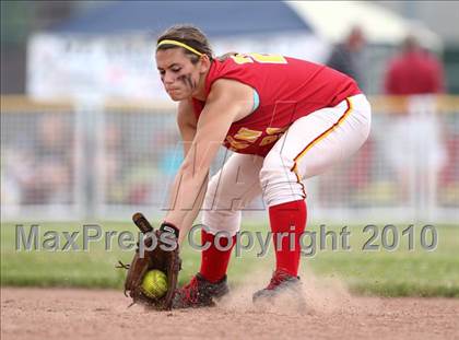 Thumbnail 3 in Olean v. Dobbs Ferry (NYSPHSAA Class B Semifinal) photogallery.