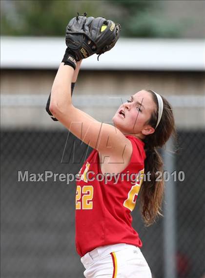 Thumbnail 1 in Olean v. Dobbs Ferry (NYSPHSAA Class B Semifinal) photogallery.