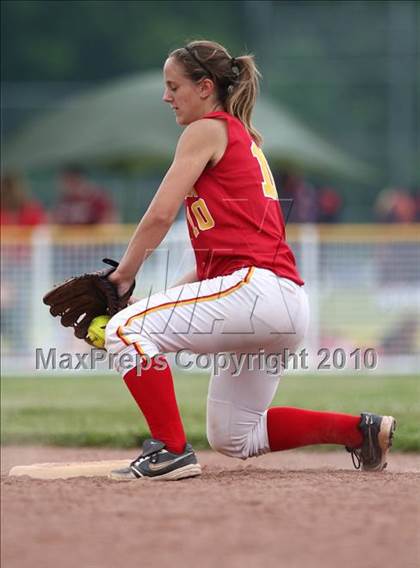 Thumbnail 3 in Olean v. Dobbs Ferry (NYSPHSAA Class B Semifinal) photogallery.