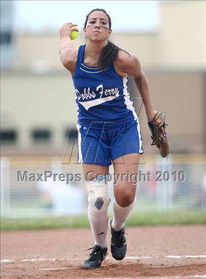 Thumbnail 2 in Olean v. Dobbs Ferry (NYSPHSAA Class B Semifinal) photogallery.