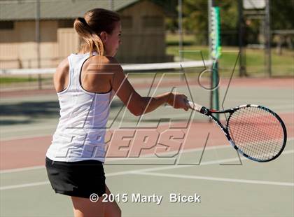 Thumbnail 3 in Enochs @ Beyer photogallery.
