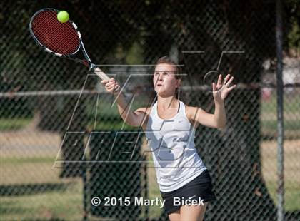 Thumbnail 1 in Enochs @ Beyer photogallery.