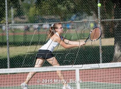 Thumbnail 1 in Enochs @ Beyer photogallery.