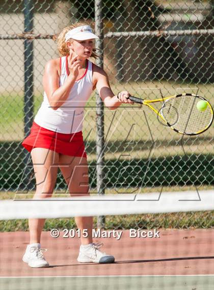 Thumbnail 2 in Enochs @ Beyer photogallery.