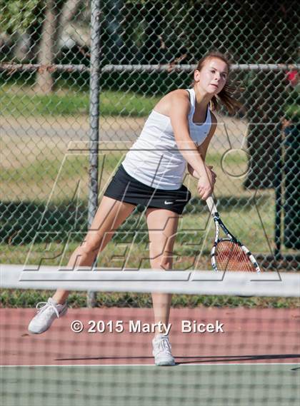 Thumbnail 3 in Enochs @ Beyer photogallery.