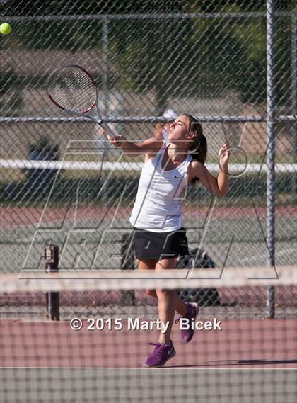 Thumbnail 3 in Enochs @ Beyer photogallery.