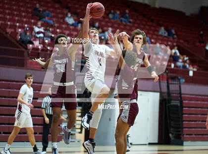 Thumbnail 3 in Dobyns-Bennett @ Tennessee photogallery.