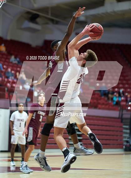 Thumbnail 2 in Dobyns-Bennett @ Tennessee photogallery.