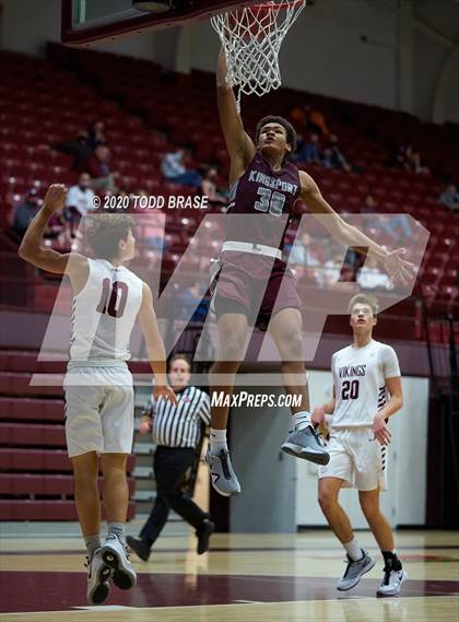Thumbnail 2 in Dobyns-Bennett @ Tennessee photogallery.