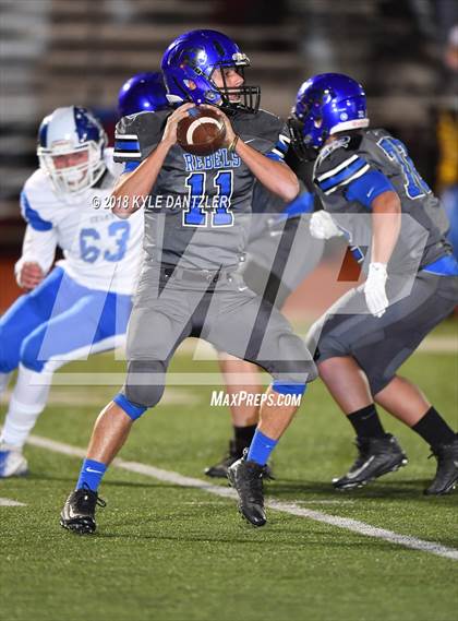 Thumbnail 3 in Rivercrest vs. Celeste (UIL 2A Division I Region 2 Bi-district) photogallery.