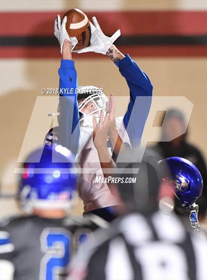 Thumbnail 2 in Rivercrest vs. Celeste (UIL 2A Division I Region 2 Bi-district) photogallery.