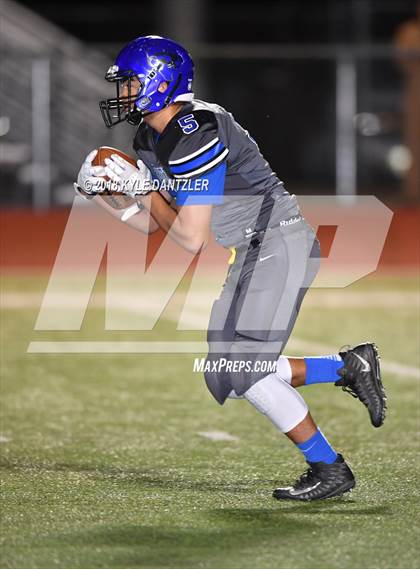 Thumbnail 2 in Rivercrest vs. Celeste (UIL 2A Division I Region 2 Bi-district) photogallery.