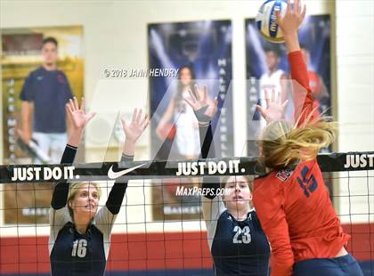 Thumbnail 2 in Coronado vs. Ironwood Ridge (Durango Fall Classic) photogallery.