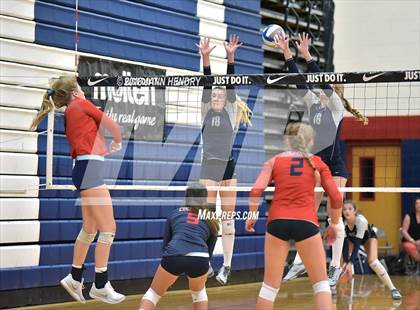Thumbnail 2 in Coronado vs. Ironwood Ridge (Durango Fall Classic) photogallery.