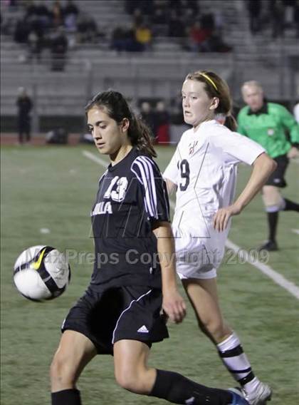 Thumbnail 2 in La Jolla vs. Harvard-Westlake (CIF D2 SoCal Regional Final) photogallery.